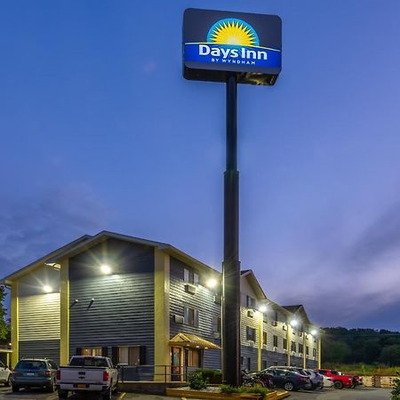 Days Inn By Wyndham Somerset Pa I-70 I-76 Buitenkant foto