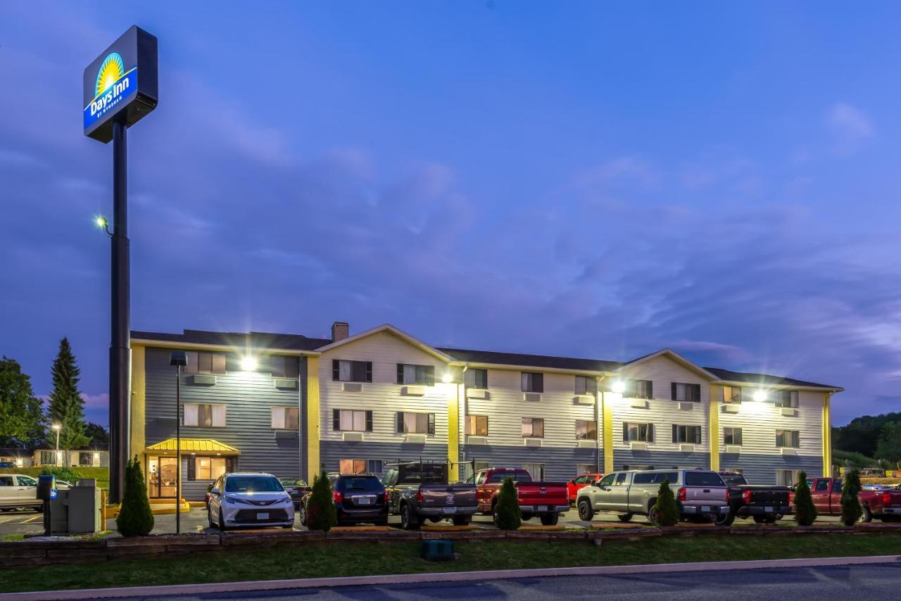 Days Inn By Wyndham Somerset Pa I-70 I-76 Buitenkant foto