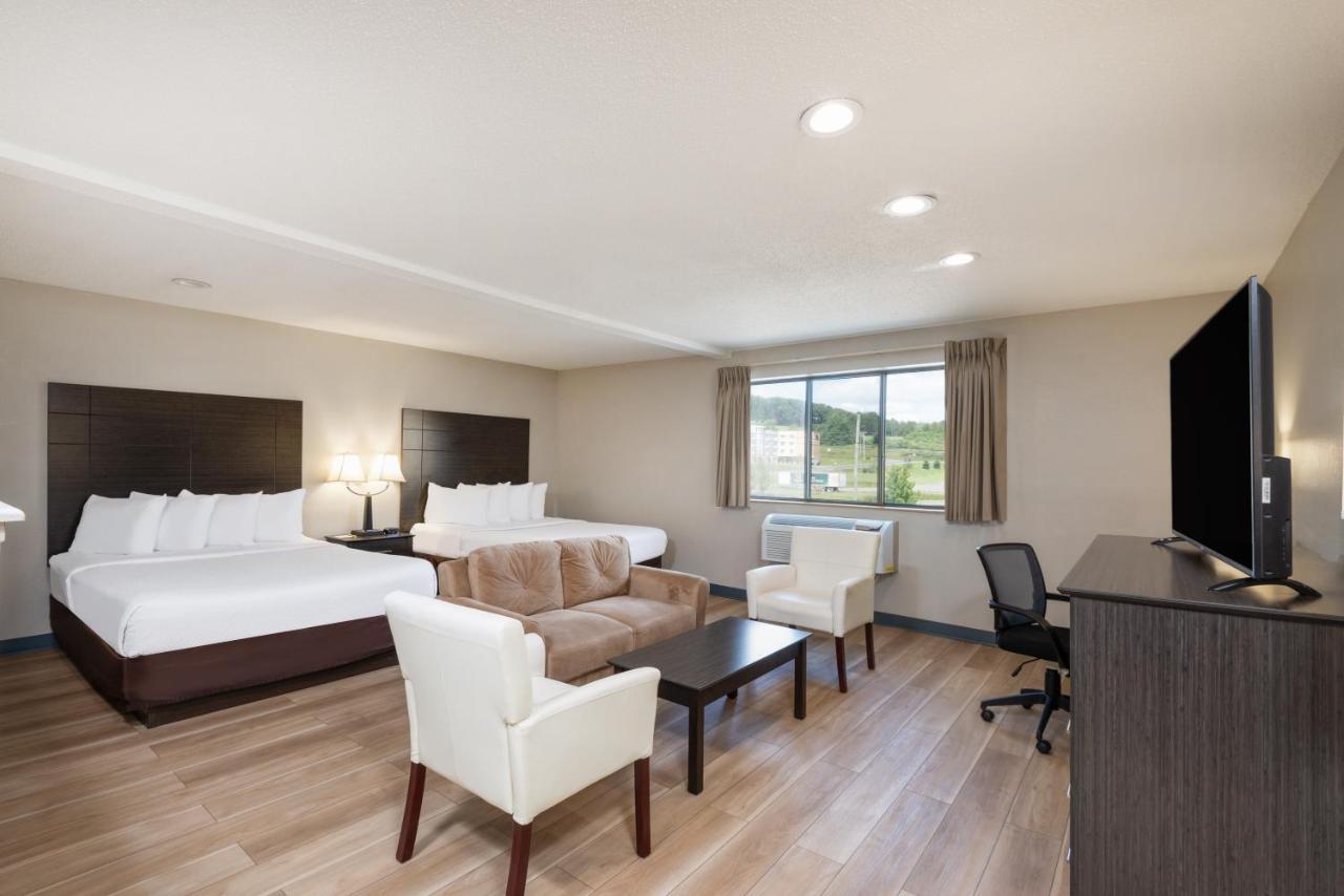 Days Inn By Wyndham Somerset Pa I-70 I-76 Buitenkant foto