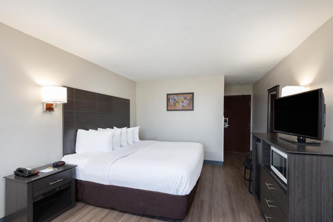 Days Inn By Wyndham Somerset Pa I-70 I-76 Buitenkant foto