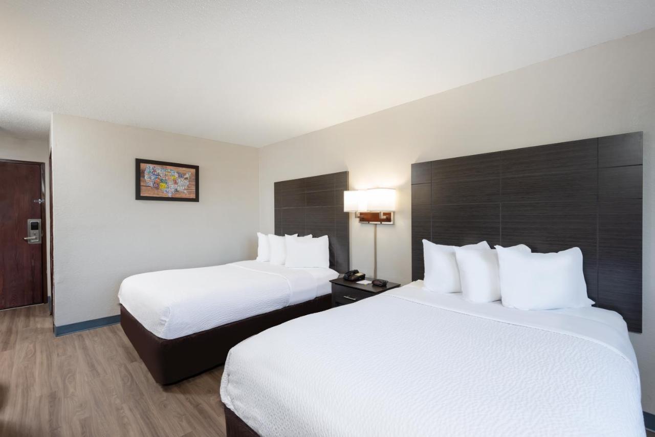 Days Inn By Wyndham Somerset Pa I-70 I-76 Buitenkant foto